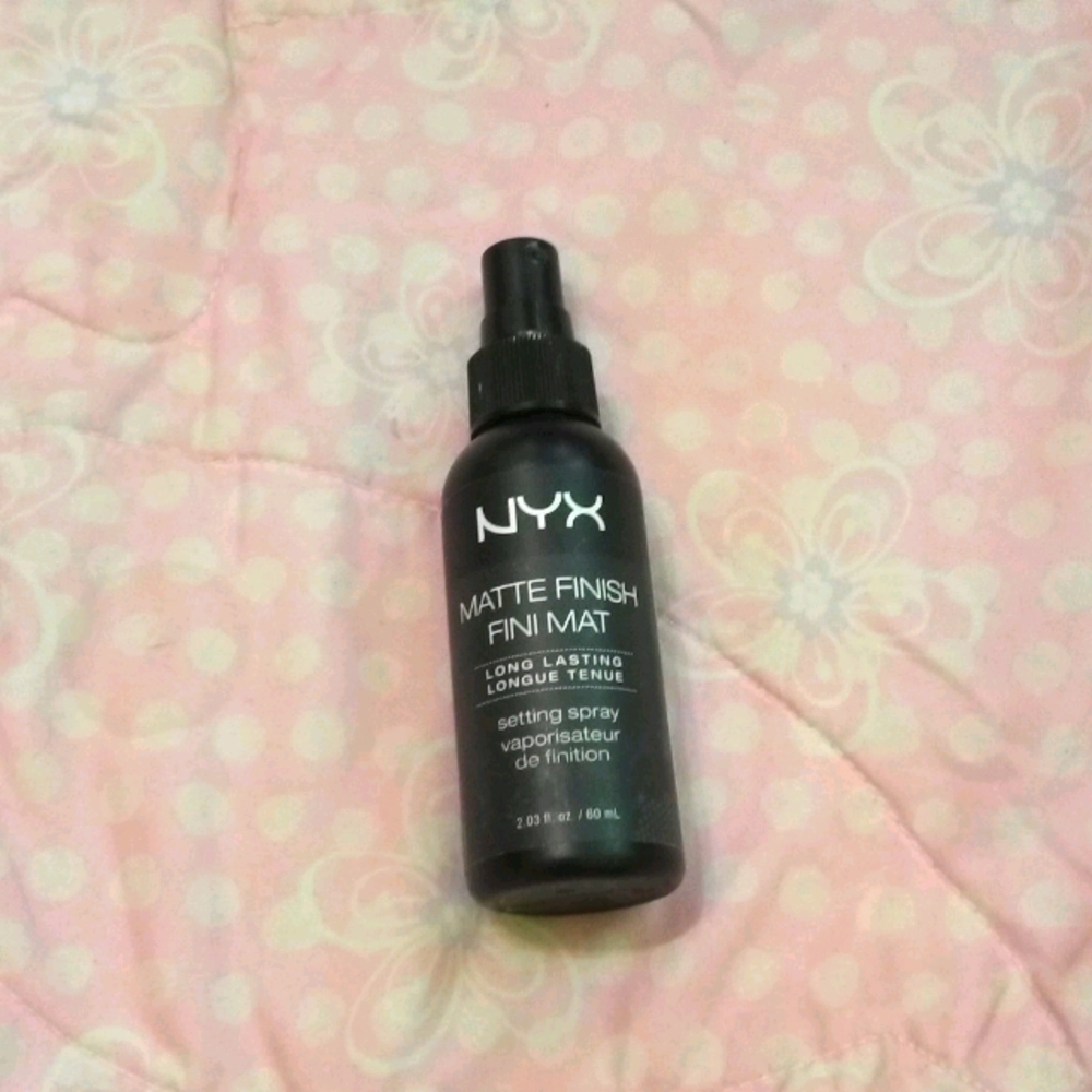 Setting spray
